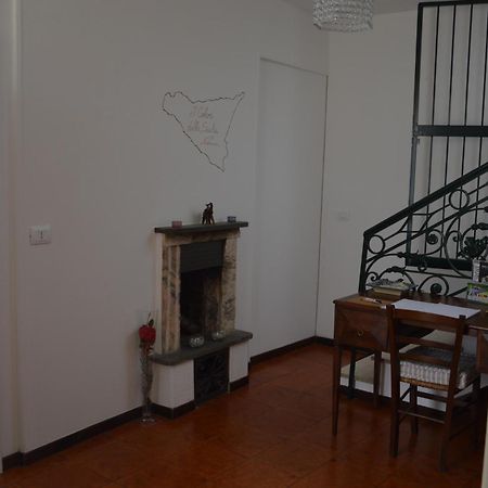 Ferienwohnung I Colori Della Sicilia Noblesse Caltagirone Exterior foto